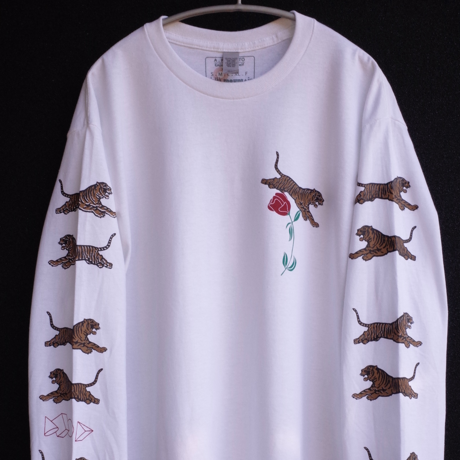 Chill Mountain - TigerRose LongSleeve : L-size